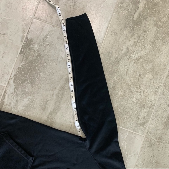 Nike Swoosh Therma Hoodie - Like New - Picture 5 of 9